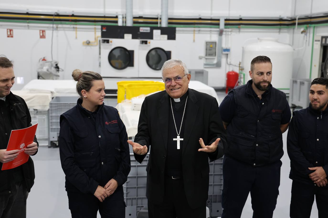 La nueva lavandería de Cáritas Córdoba, en imágenes