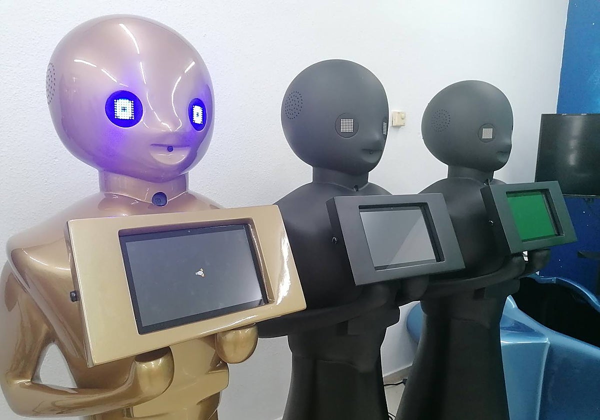 Robots para participar en la experiencia del metaverso de Hornachuelos