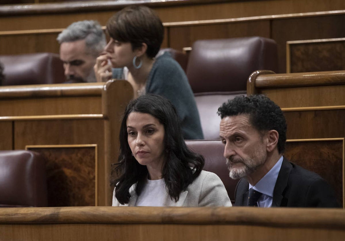 Arrimadas y Bal, este jueves, en el debate para derogar la sedición