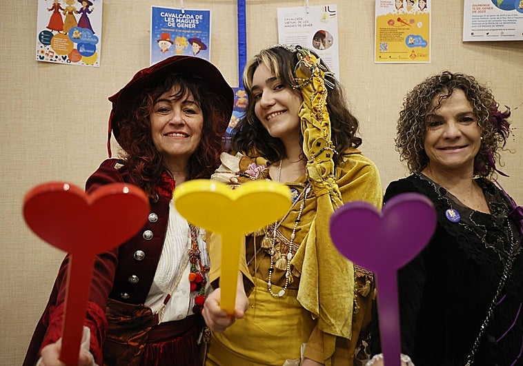 La cabalgata de las 'magas republicanas' vuelve el 15 de enero reconocida como tradición de Valencia