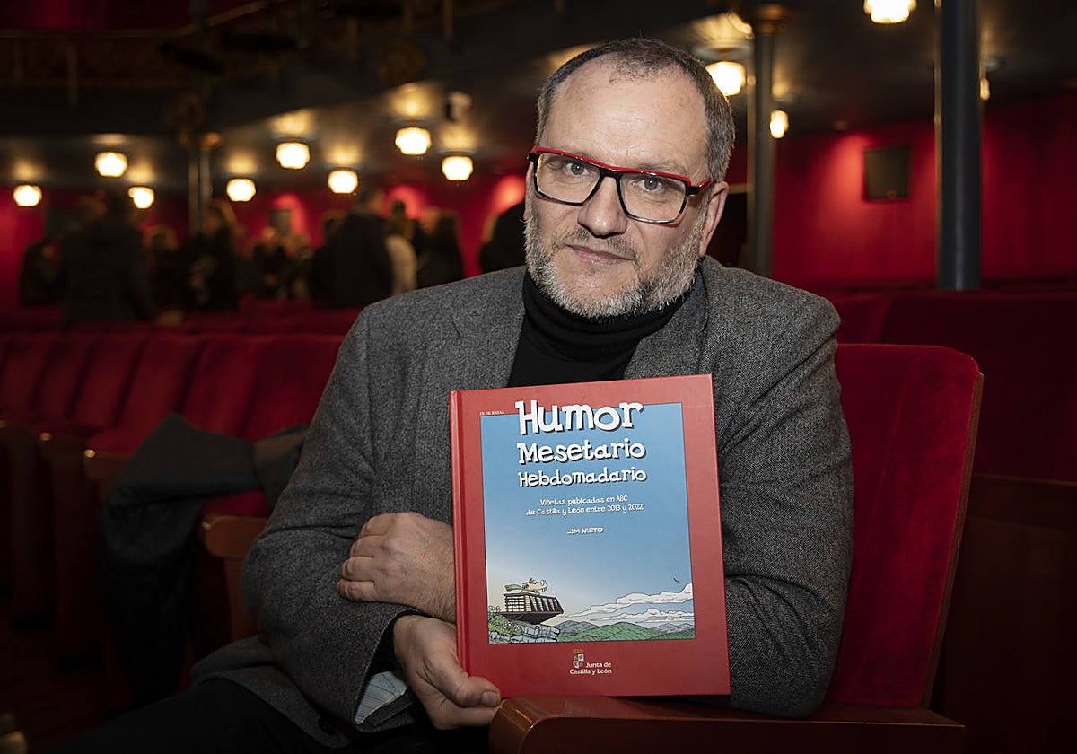 Nieto, con su nuevo libro 'Humor Mesetario Hebdomadario'