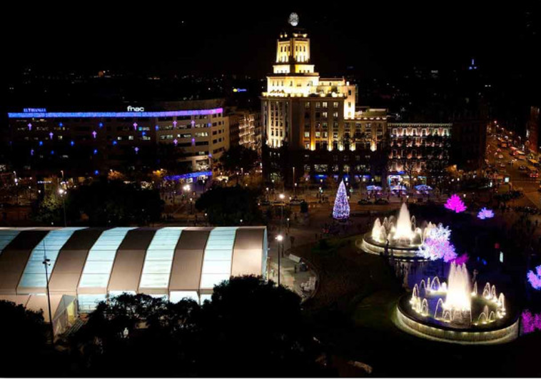 Barcelona inaugura la tradicional feria de Navidad en Plaza Cataluña