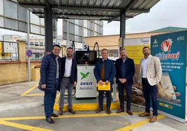 Los taxistas de Córdoba inauguran un punto de suministro de Auto Gas (GLP)