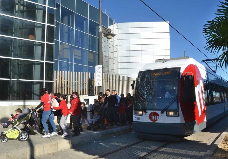 Expojove 2022: cómo llegar en metro y tranvía hasta Feria Valencia