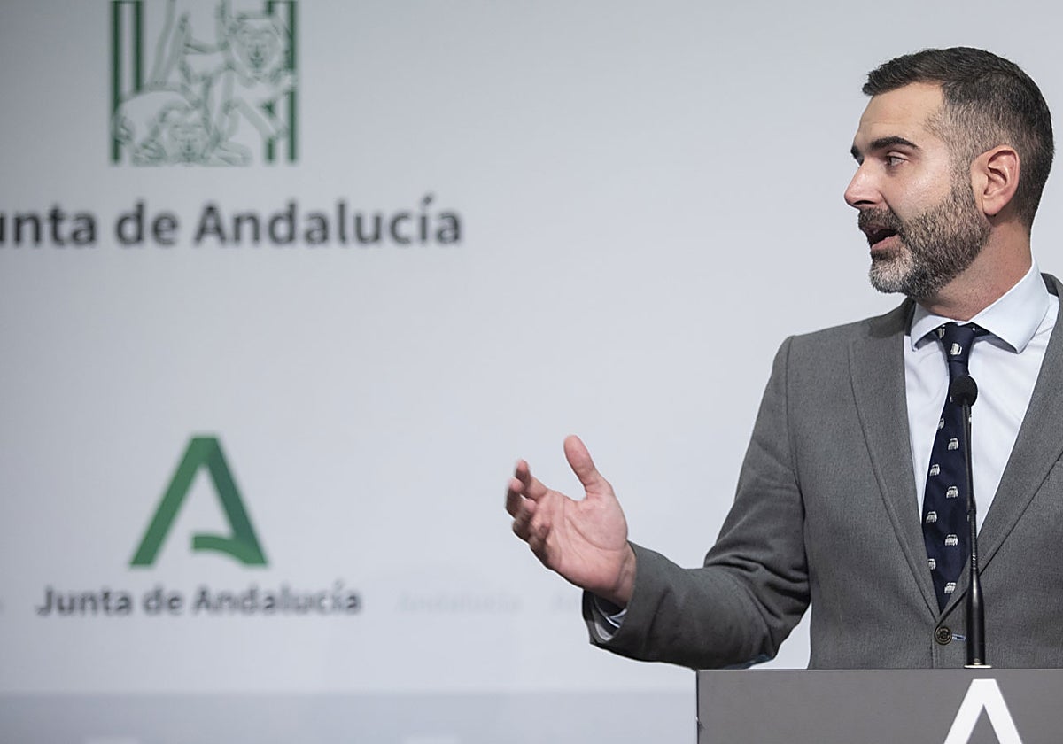 La Junta desea que Griñán «se recupere pronto» y pide respetar la decisión que adopten los jueces