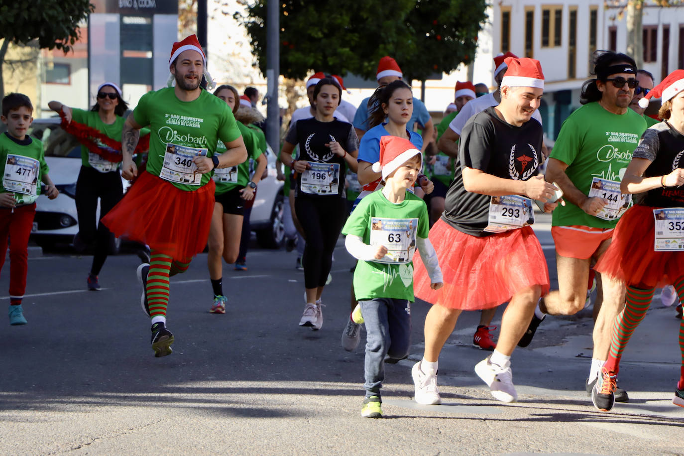 El ambientazo en la San Silvestre de Lucena, en imágenes