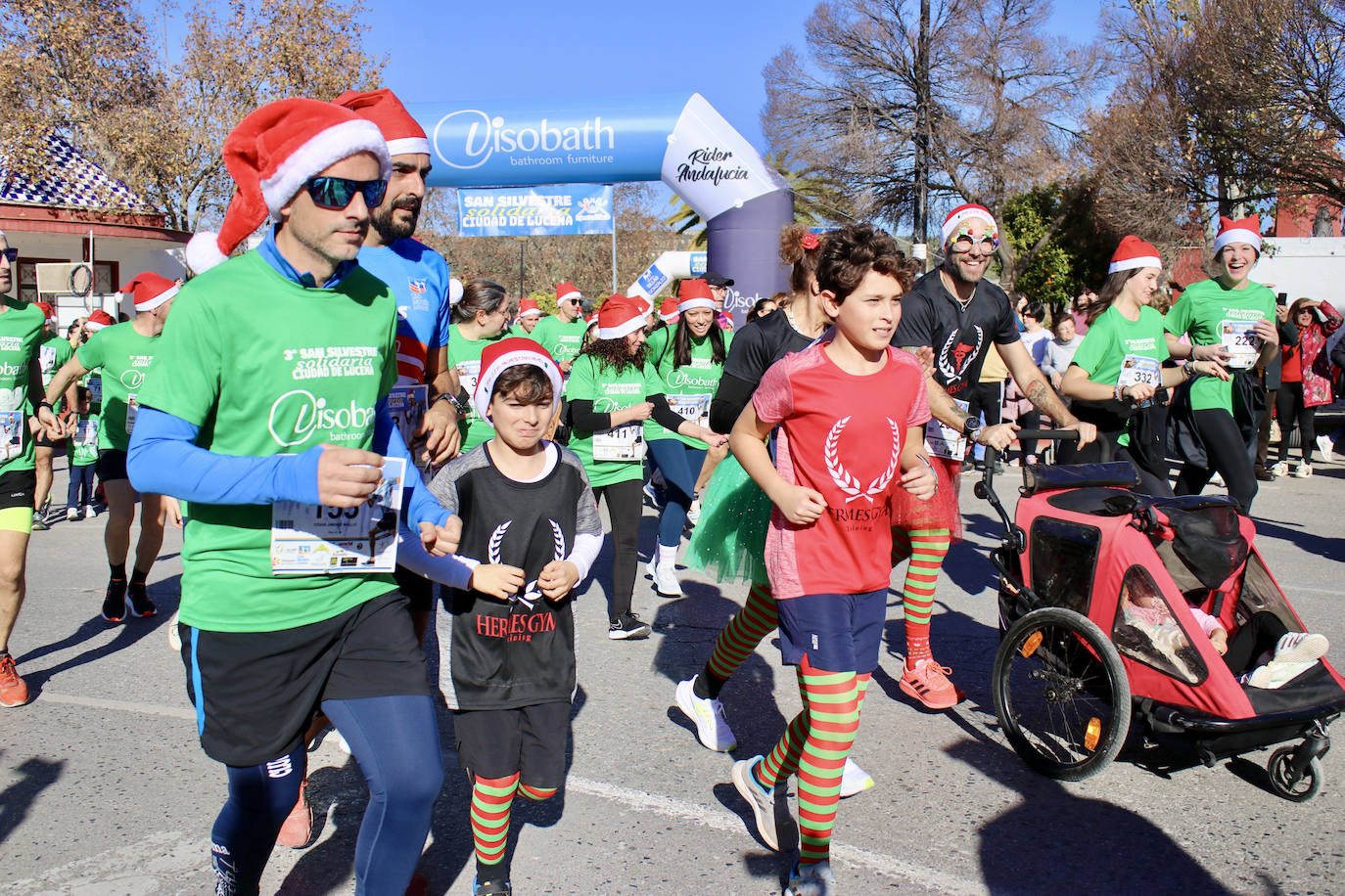 El ambientazo en la San Silvestre de Lucena, en imágenes