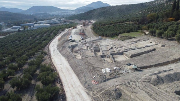 El yacimiento afectado por la carretera