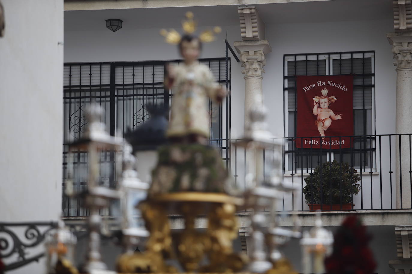 La procesión del Niño Jesús de la Compañía de Córdoba, en imágenes