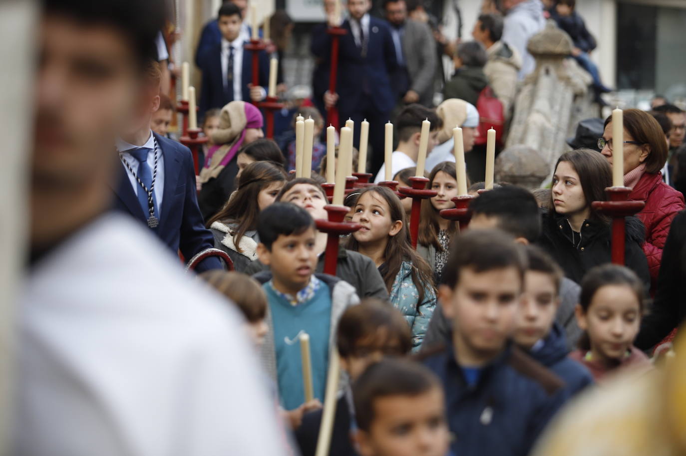 La procesión del Niño Jesús de la Compañía de Córdoba, en imágenes
