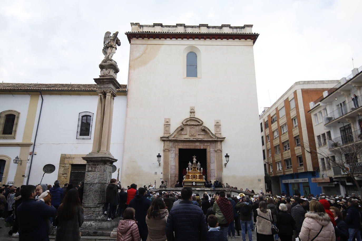 La procesión del Niño Jesús de la Compañía de Córdoba, en imágenes