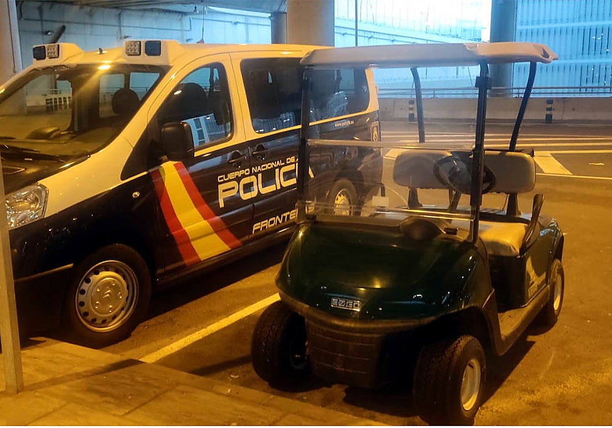 Un americano roba un carrito de un campo de golf y circula por una carretera nacional hasta el aeropuerto de Alicante