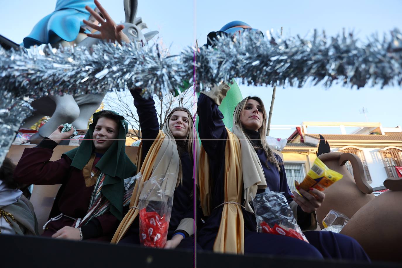 El arranque de la Cabalgata de Reyes de Córdoba 2023, en imágenes