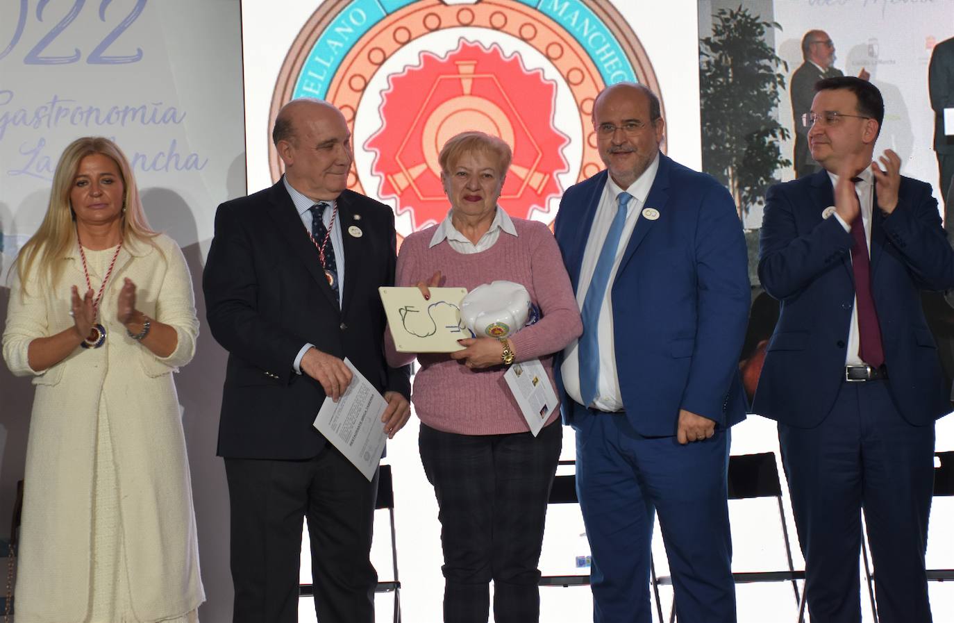 En imágenes: La entrega de los &#039;Broches de Oro 2022 &#039;de la Academia de Gastronomía de Castilla-La Mancha