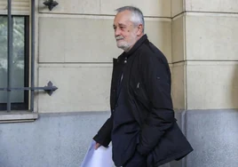 El fiscal pide suspender la entrada de Griñán en prisión en espera de más informes