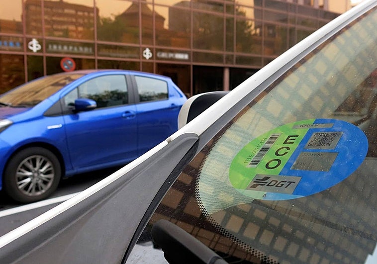 Etiqueta medioambiental en Valencia: cuándo será obligatoria y dónde se puede comprar