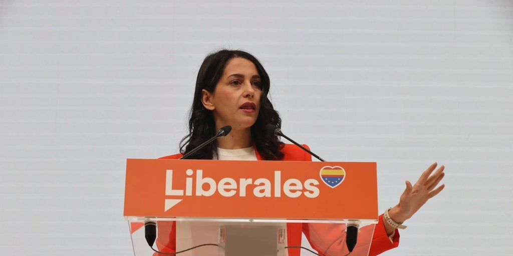 Inés Arrimadas asume que no supo reflotar Ciudadanos y se quita con Edmundo Bal