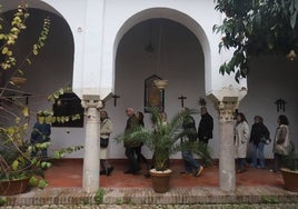 La primera visita guiada y solidaria por el convento de las capuchinas, en imágenes