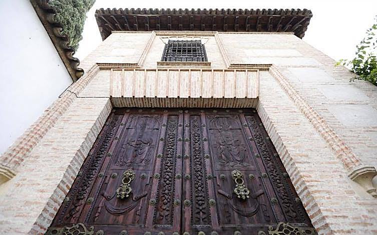 Imagen principal - La romática historia de la Casa del Judío, una de las mansiones más bellas y misteriosas de Córdoba