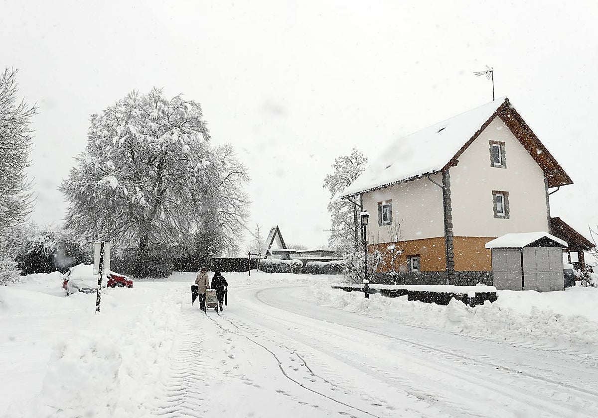 El lunes se registraron las primeras nevadas en el Pirineo navarro