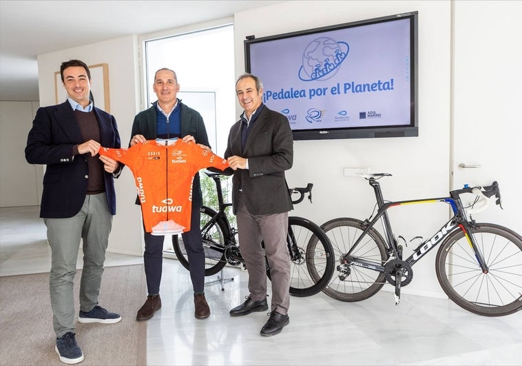 Tuawa y la Volta a la Comunitat Valenciana lanzan el primer «Pedalea por el planeta»