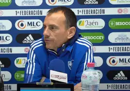 El teletrabajo llega al fútbol: el entrenador del Linares Deportivo dirigirá al equipo desde su casa