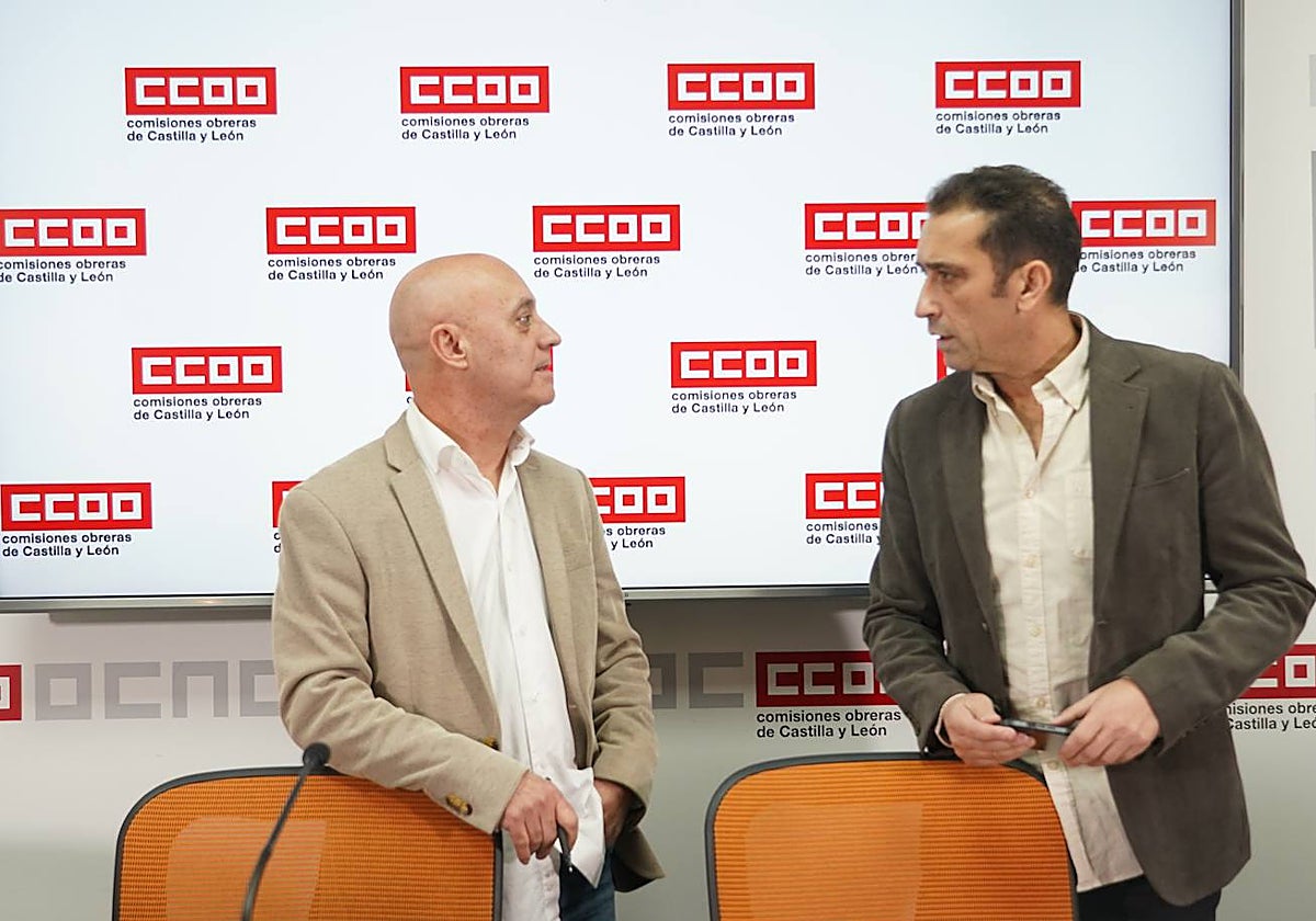 El secretario general de CCOO Castilla y León, Vicente Andrés, y el secretario de Acción Sindical, Salud Laboral y Medio Ambiente de de la formación, Fernando Fraile