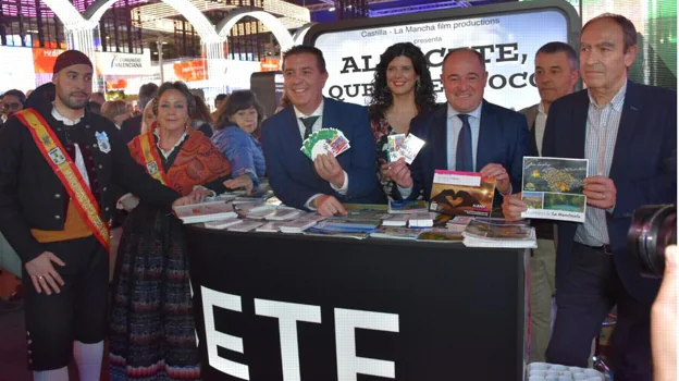 Los Presidentes del Ayuntamiento de Albacete y de la Diputación Provincial, en Fitur este domingo