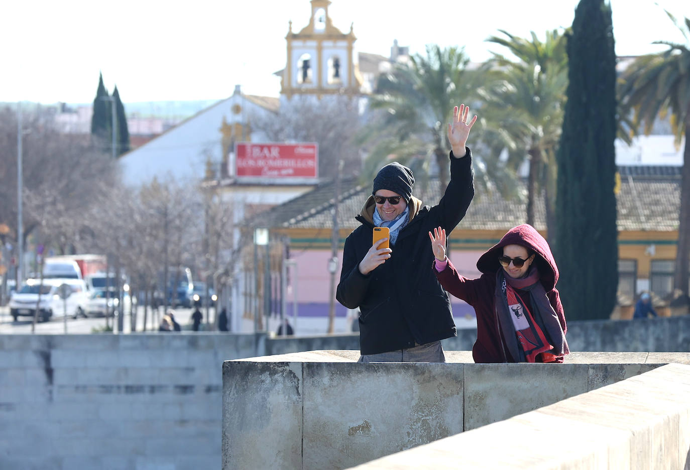 Un día de intenso frío en Córdoba, en imágenes