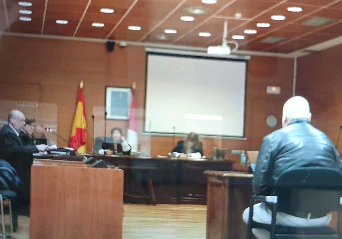 Condenados dos hombres a cinco años y un día de cárcel por apuñalar a ...