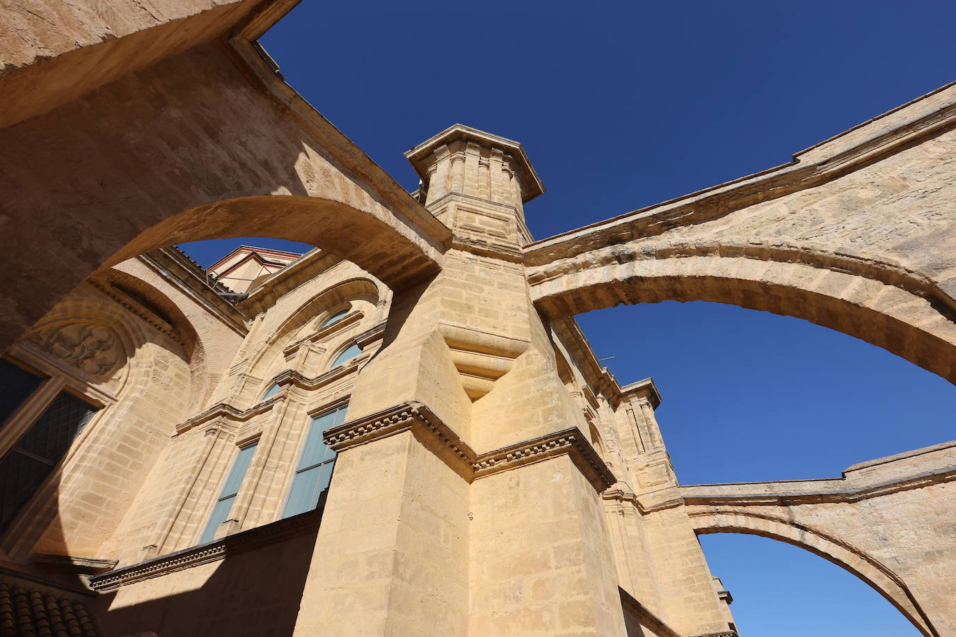 Las cubiertas de la Mezquita-Catedral de Córdoba, el otro &#039;tesoro&#039; de un bien Patrimonio de la Humanidad, en imágenes