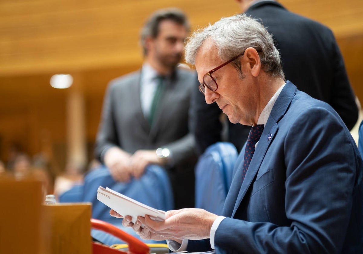 El presidente de la Xunta, Alfonso Rueda, en el pleno del Parlamento de Galicia, este miércoles