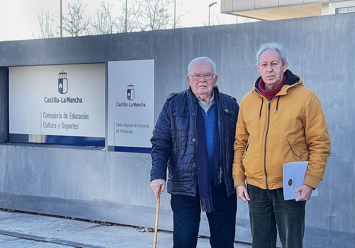 Mariano San Félix y José María González Cabezas, presidente y vicepresidente de la Fundación Damasquinado de Toledo