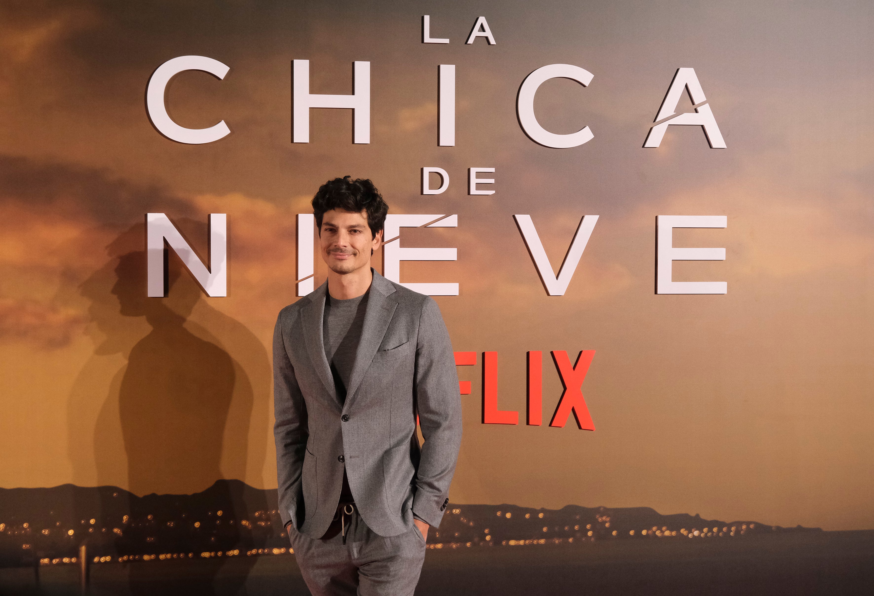 En imágenes, el estreno en Málaga de la nueva serie de Netflix &#039;La chica de nieve&#039;