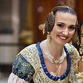 À Punt retransmite las exaltaciones de las falleras mayores de Valencia