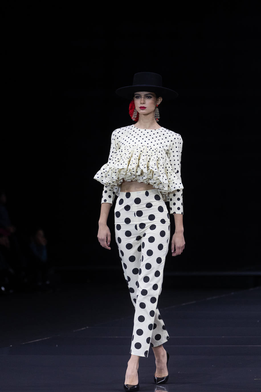 El desfile en Simof de seis diseñadores cordobeses, en imágenes