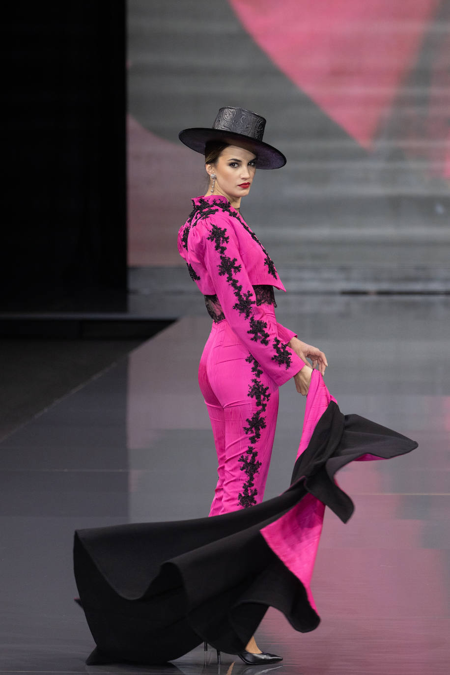 El desfile en Simof de seis diseñadores cordobeses, en imágenes