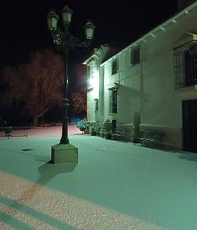 Imagen secundaria 2 - Nieve en el Picacho