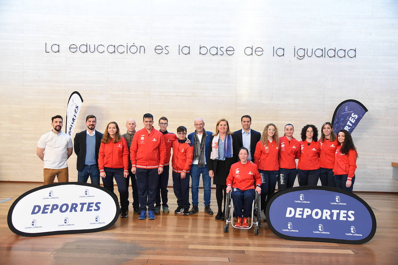 Recepción a la delegación de karatecas y parakaratecas de la región que han participado en el Campeonato de España