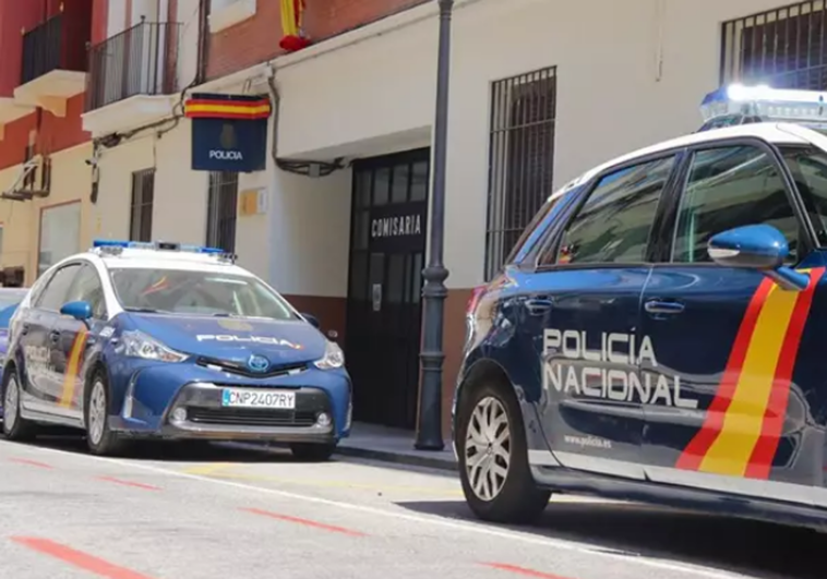 Un ladrón se hace pasar por fontanero para robar en comercios del centro de Alicante