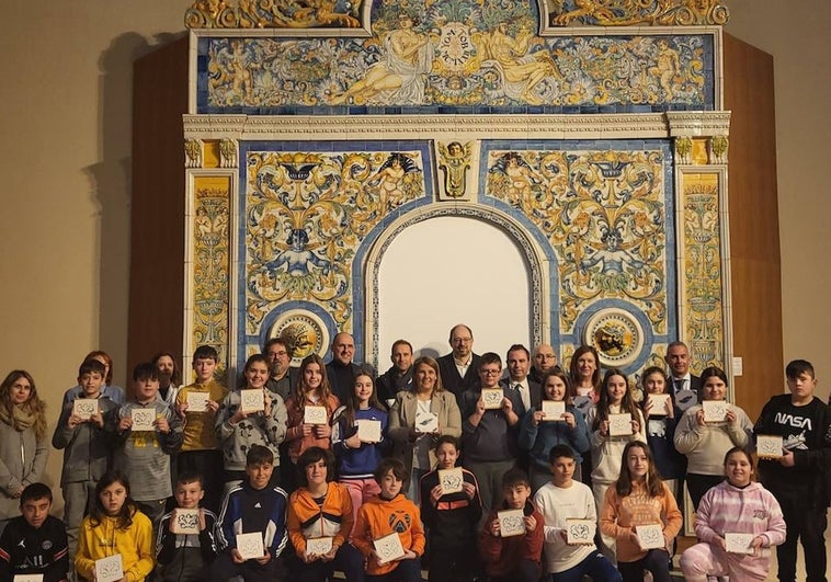 Mil alumnos de 20 centros  de Talavera y Gamonal aprenden el proceso de elaboración y decoración de la cerámica