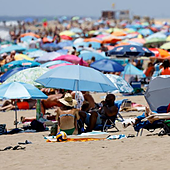 Canarias recibió 12,3 millones de turistas en 2022 con un gasto de más de 17.425 millones