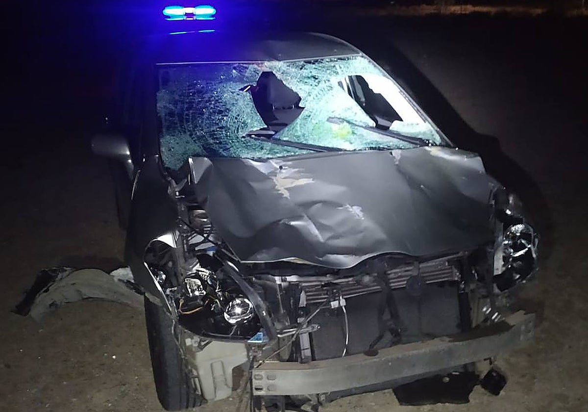 Estado en el que quedó el coche tras el atropello masivo