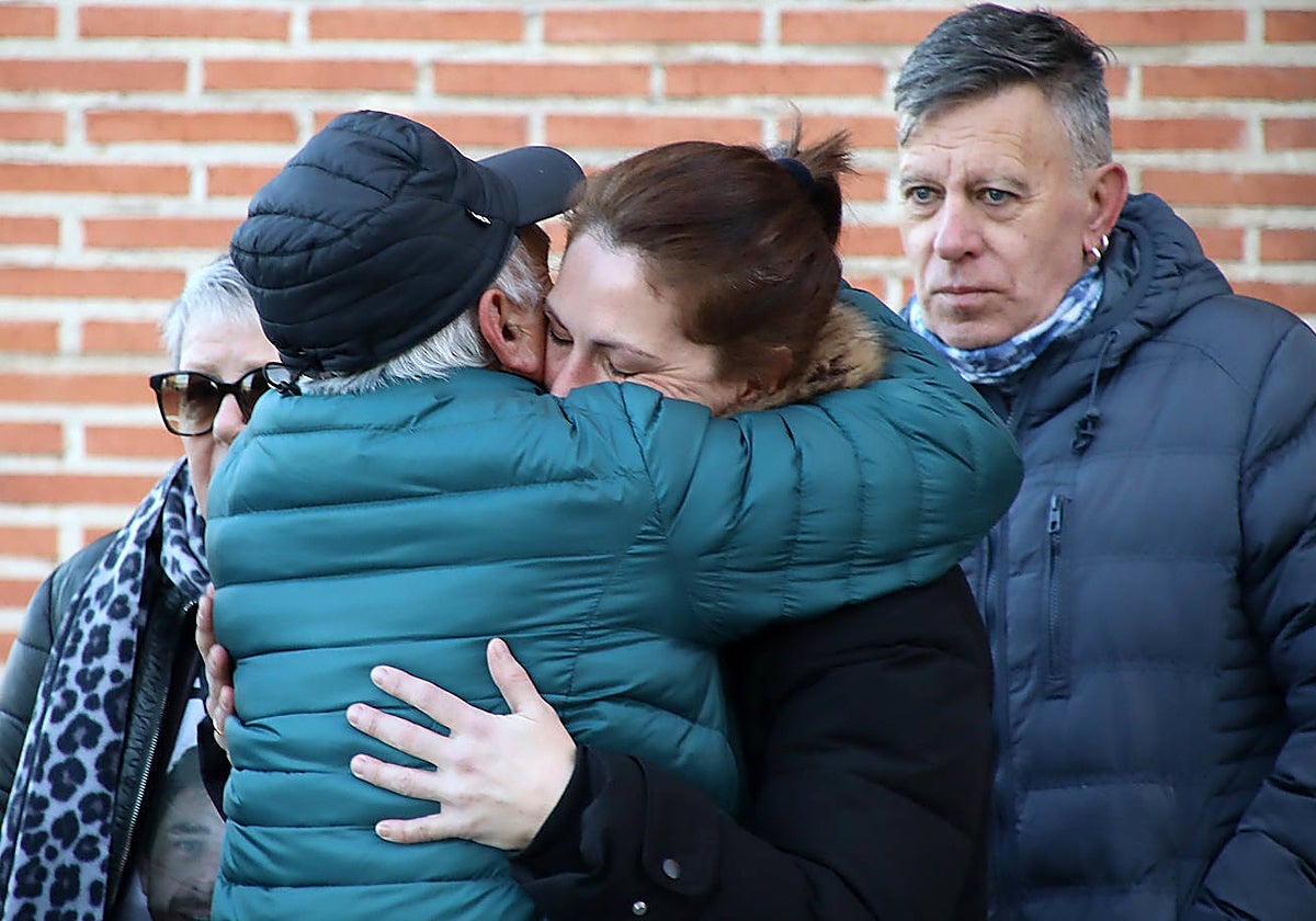 Juicio por la muerte de seis mineros en la Hullera Vasco Leonesa; en la imagen, familiares de las víctimas
