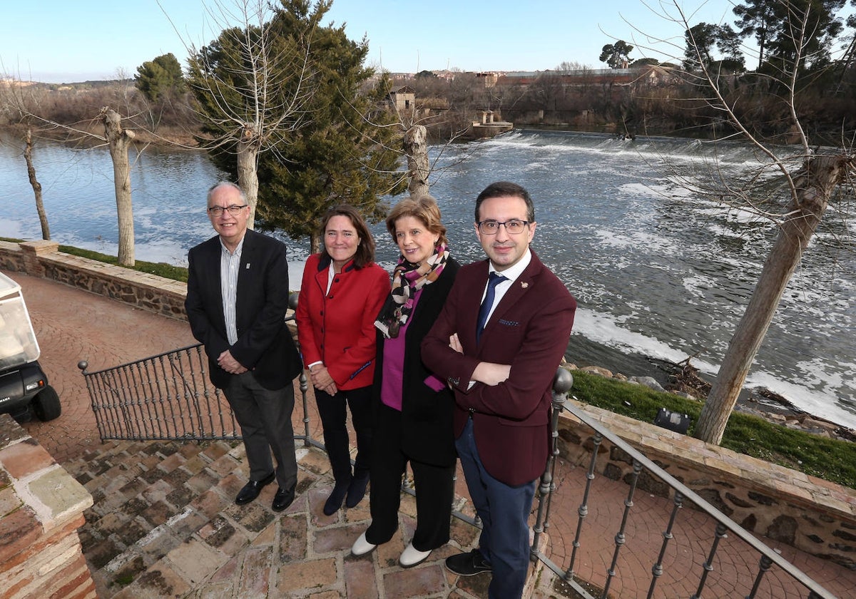 Agapito Portillo, Beatriz Larraz, María Luisa González y Raúl Martín