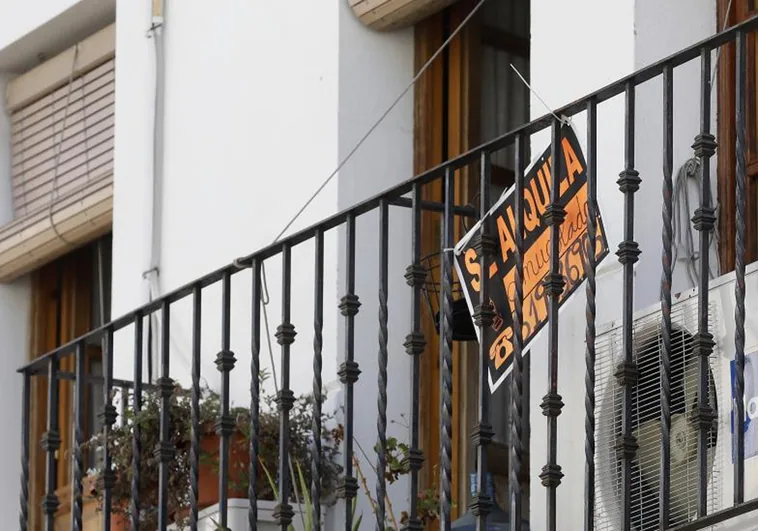 La regulación catalana de los alquileres aumentó el precio de las viviendas más humildes