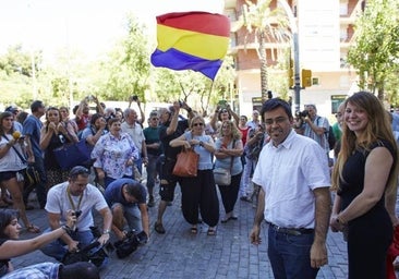 Colau vuelve a desplegar un programa de actos para conmemorar la República