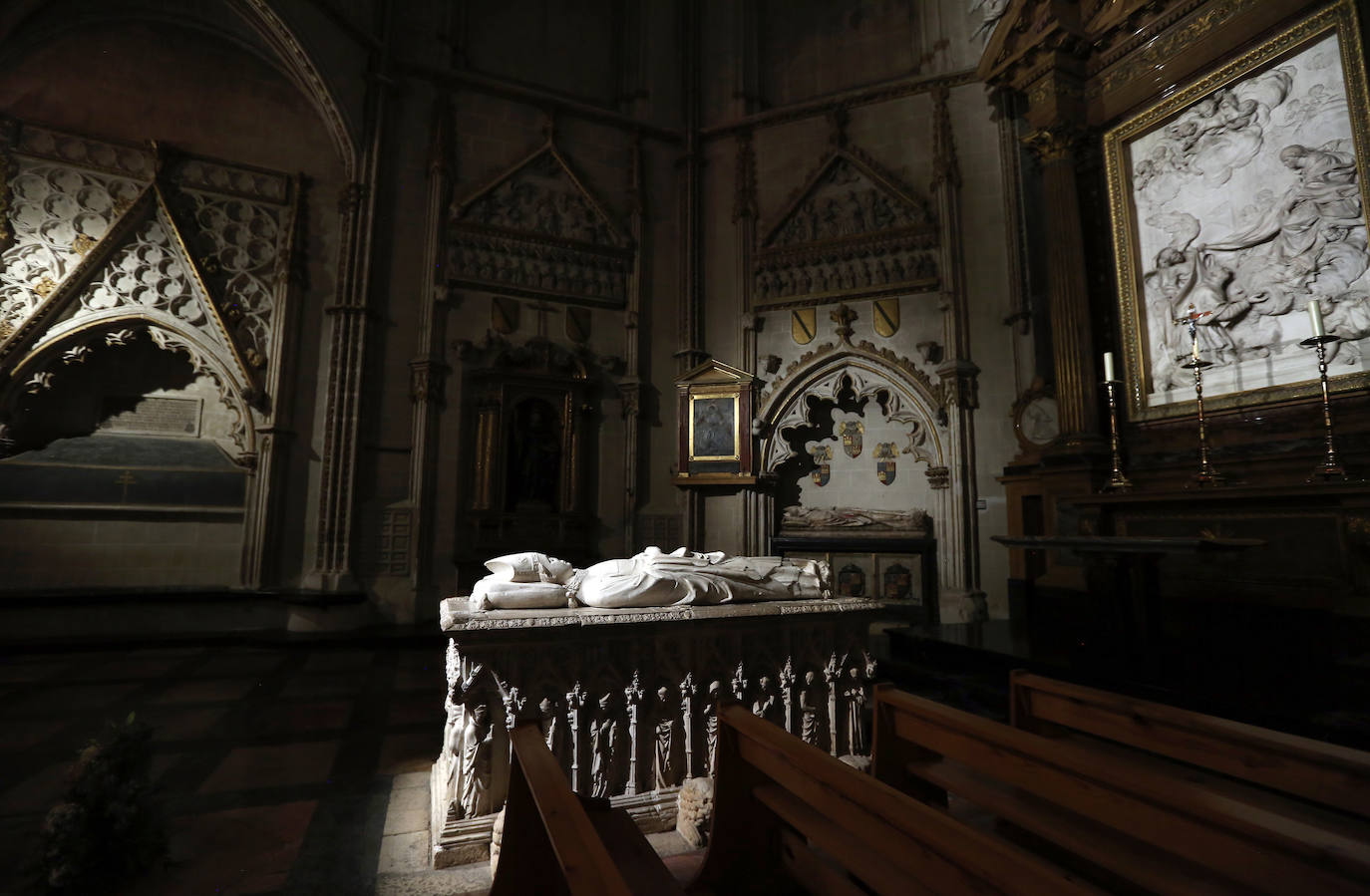 La única y espectacular visita a la catedral de Toledo en versión nocturna