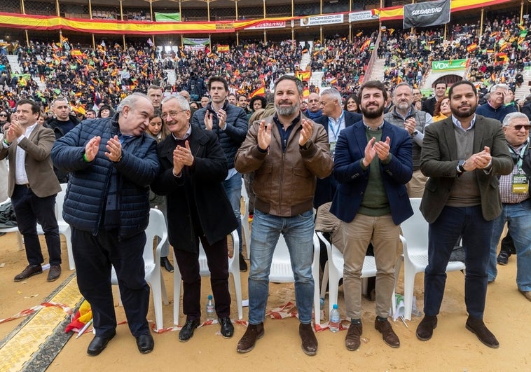 Abascal: «Hay leyes en Castilla y León que habían de ser derogadas y aún estamos esperando porque a Mañueco no le dejan en Génova»