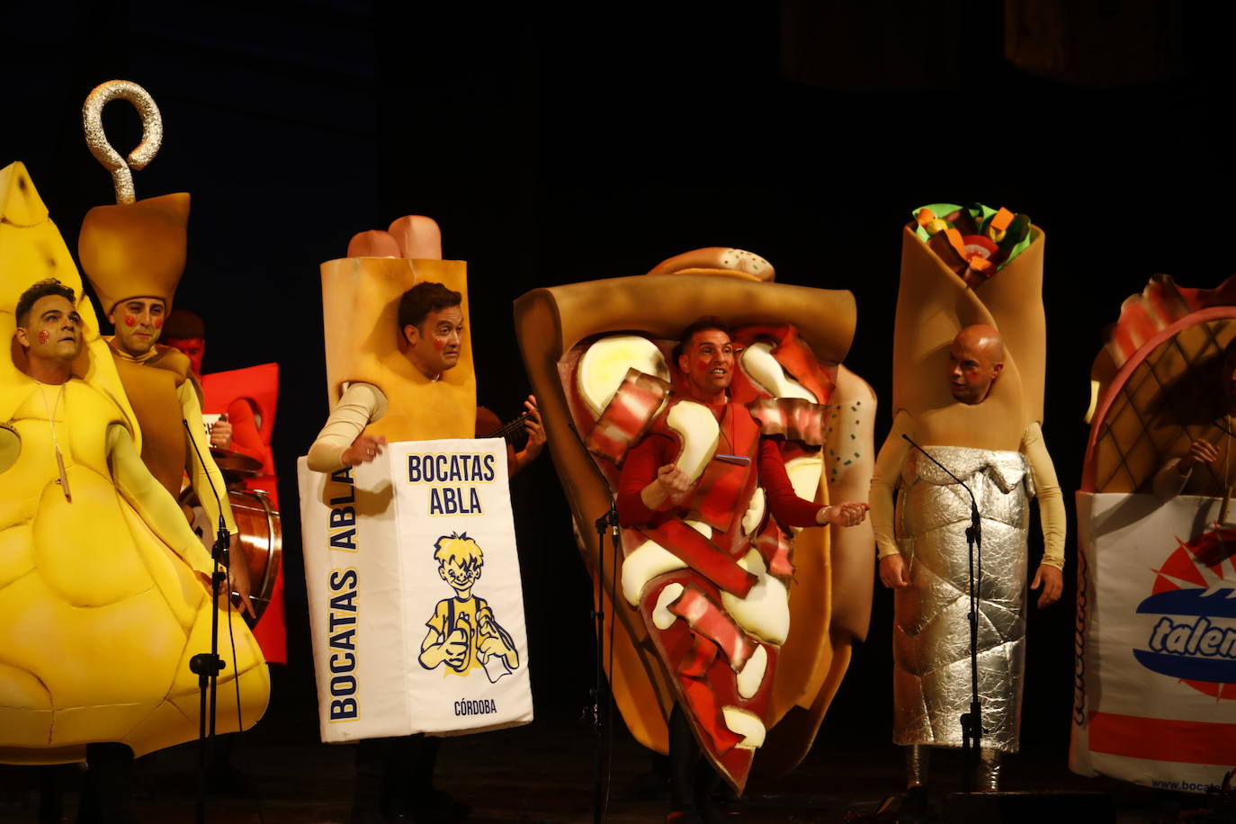 La espectacular final del Concurso del Carnaval de Córdoba, en imágenes